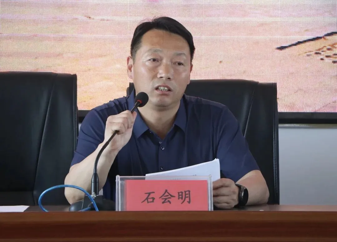 【中考动态】礼县第二中学召开2022年中考礼县二中考点考务培训会 第5张