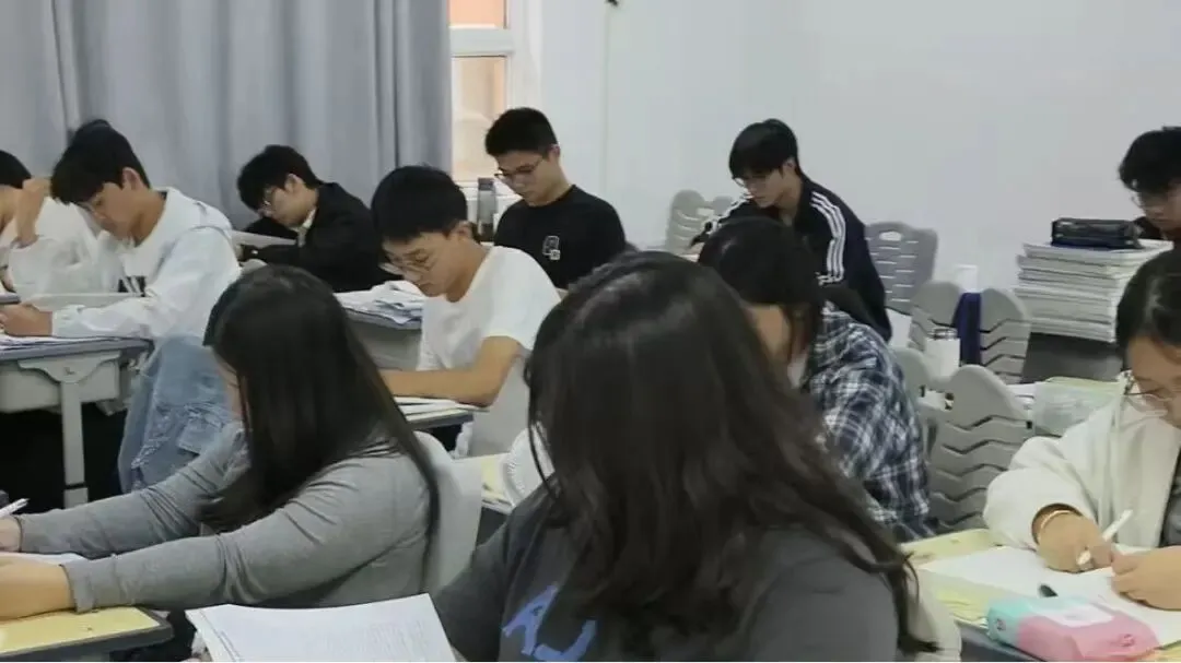 2026届益学中考全日制招生简章 第67张 2026届益学中考全日制招生简章 第67张