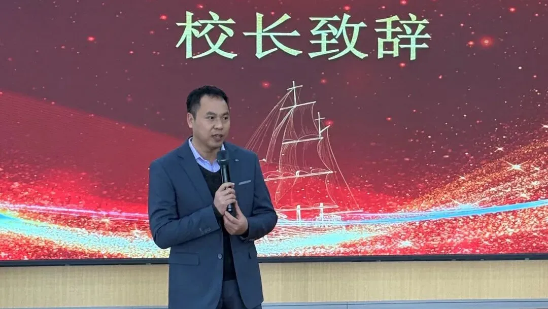 【家校共育】凝心聚力战中考,榜样引领向未来 ——第二师三十团中学九年级家长年会 第18张