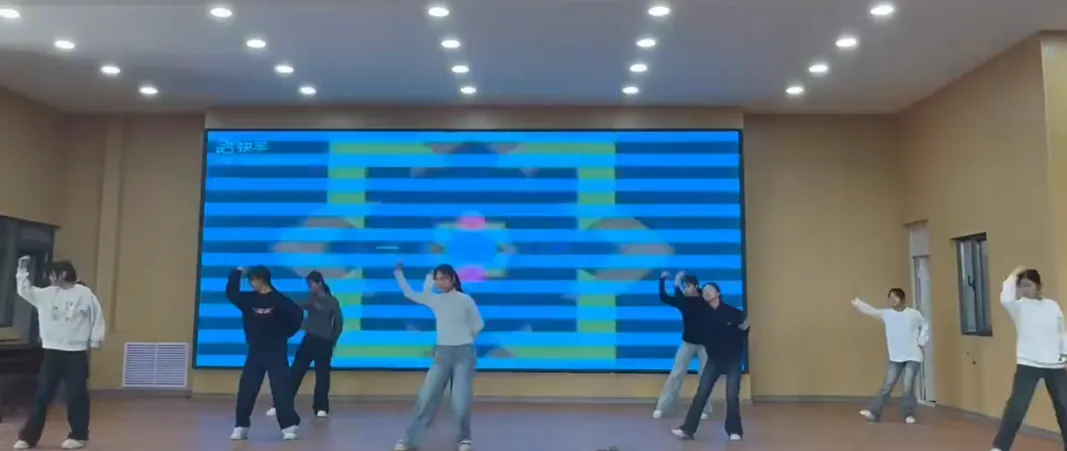 【家校共育】凝心聚力战中考,榜样引领向未来 ——第二师三十团中学九年级家长年会 第41张