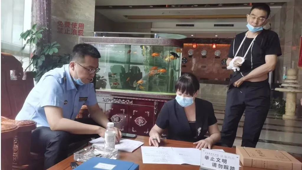 康巴什区市场监管局开展中考期间特种设备安全监督检查 第4张 康巴什区市场监管局开展中考期间特种设备安全监督检查 第4张