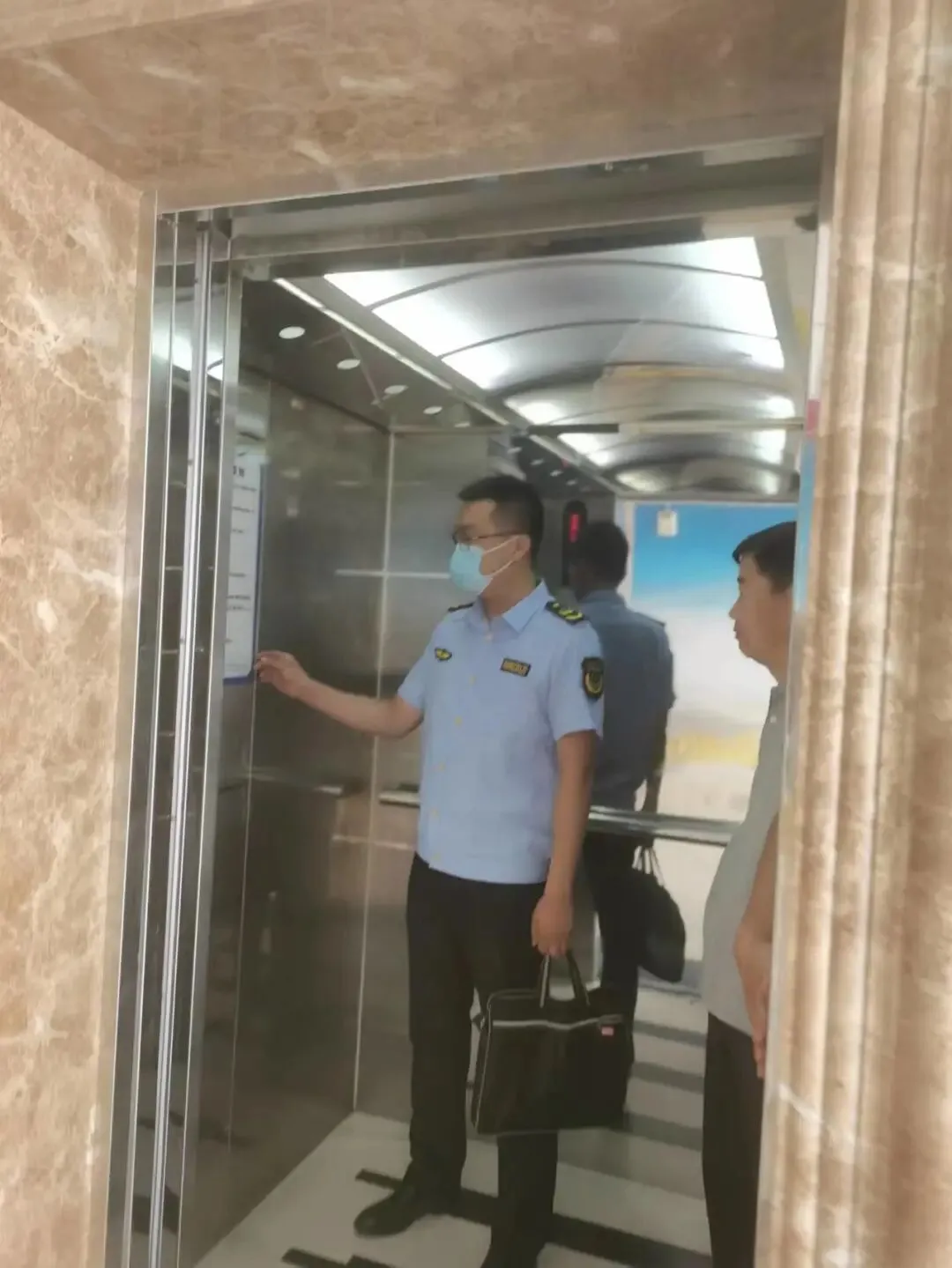 康巴什区市场监管局开展中考期间特种设备安全监督检查 第5张 康巴什区市场监管局开展中考期间特种设备安全监督检查 第5张