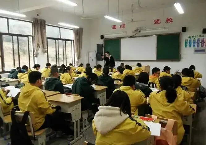 初二下学期,大概就能看出孩子中考的上限在哪里 第1张