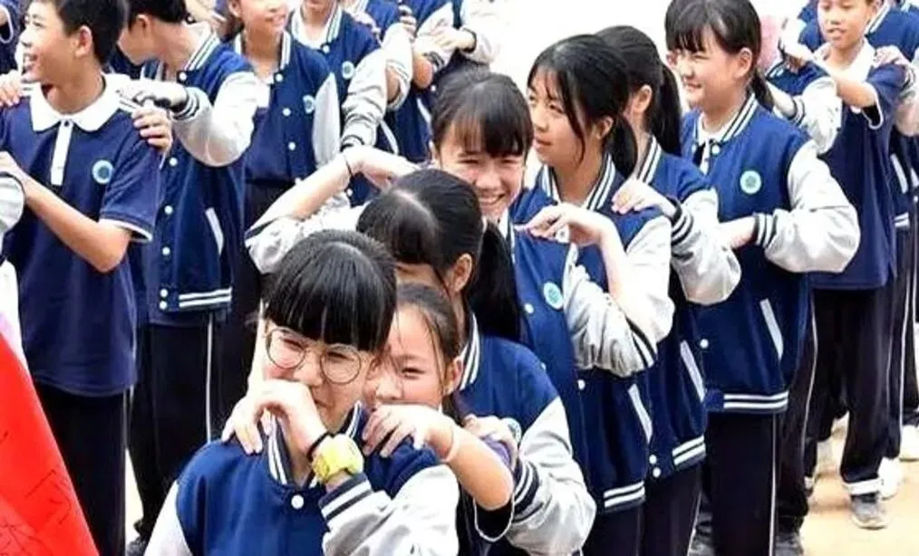 儿子的中考分数出来以后 ,我才明白补课在学习中到底有没有用 第2张