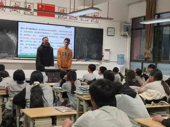 校友传薪 逐梦中考——普洱中学优秀毕业生返校为初三学子赋能 第15张