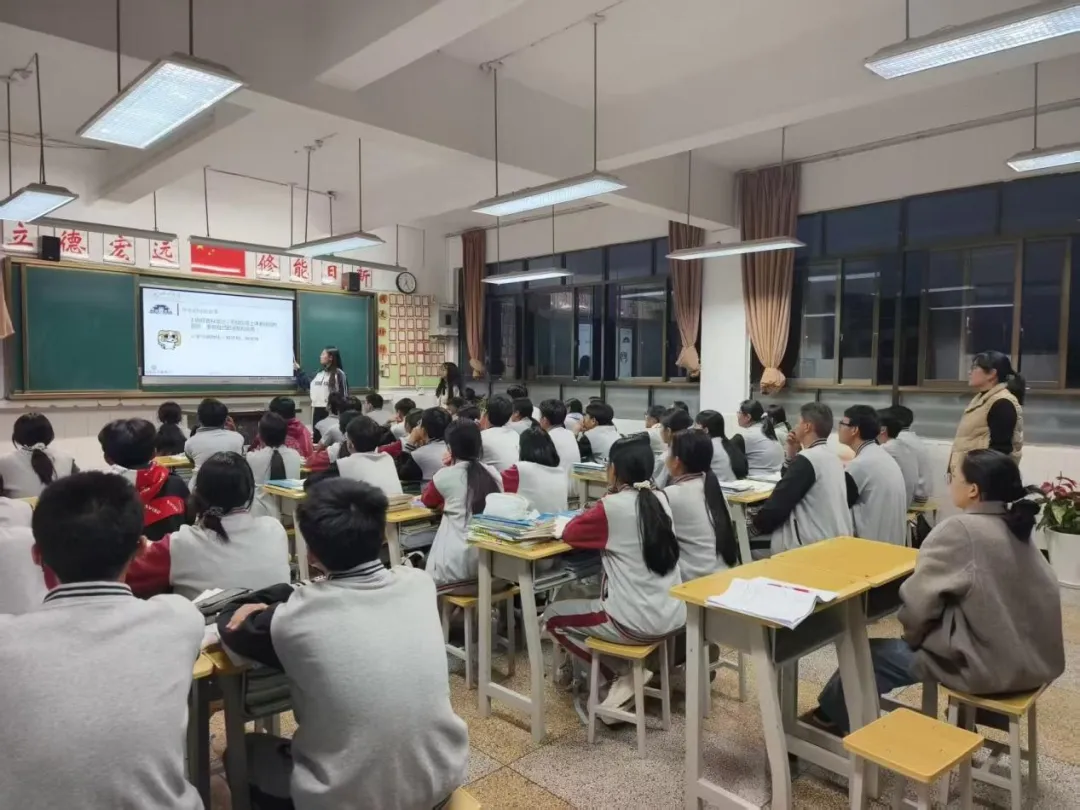 校友传薪 逐梦中考——普洱中学优秀毕业生返校为初三学子赋能 第18张