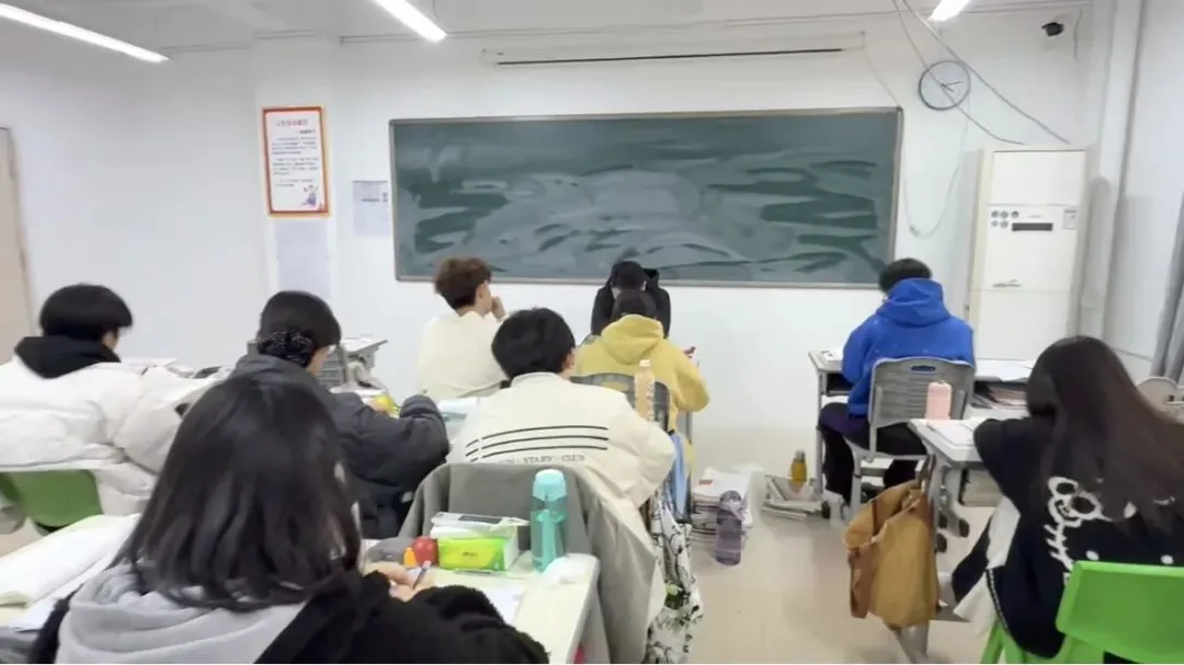 中考如何逆袭?初三中考全日制集训班,郑州益学中考集训学校 郑州集训班、小班全日制集训、全封闭式管理 第56张 中考如何逆袭?初三中考全日制集训班,郑州益学中考集训学校 郑州集训班、小班全日制集训、全封闭式管理 第56张