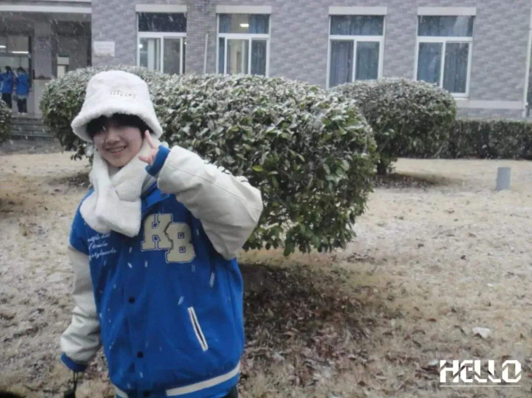 天台神颜"校草"丨中考成绩接近状元,零基础街舞7天集训打败老师!淡颜少年感天花板,太帅了~ 第33张 天台神颜"校草"丨中考成绩接近状元,零基础街舞7天集训打败老师!淡颜少年感天花板,太帅了~ 第33张