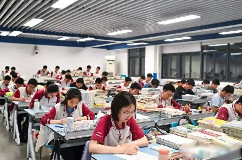 中考可以取消,但高考这条底线,半步都不能退! 第4张