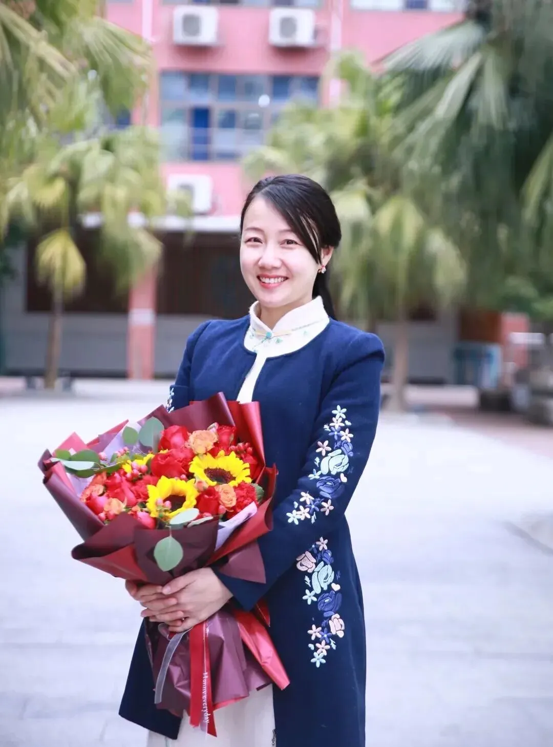 中考作文猜与练|刘玲:快乐,是生命的意义和目标 第1张 中考作文猜与练|刘玲:快乐,是生命的意义和目标 第1张