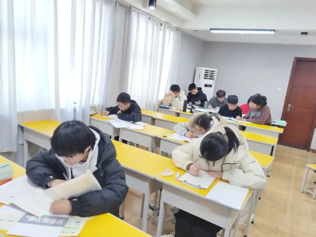 2026届中考全日制,百天冲刺来啦…… 第9张 2026届中考全日制,百天冲刺来啦…… 第9张