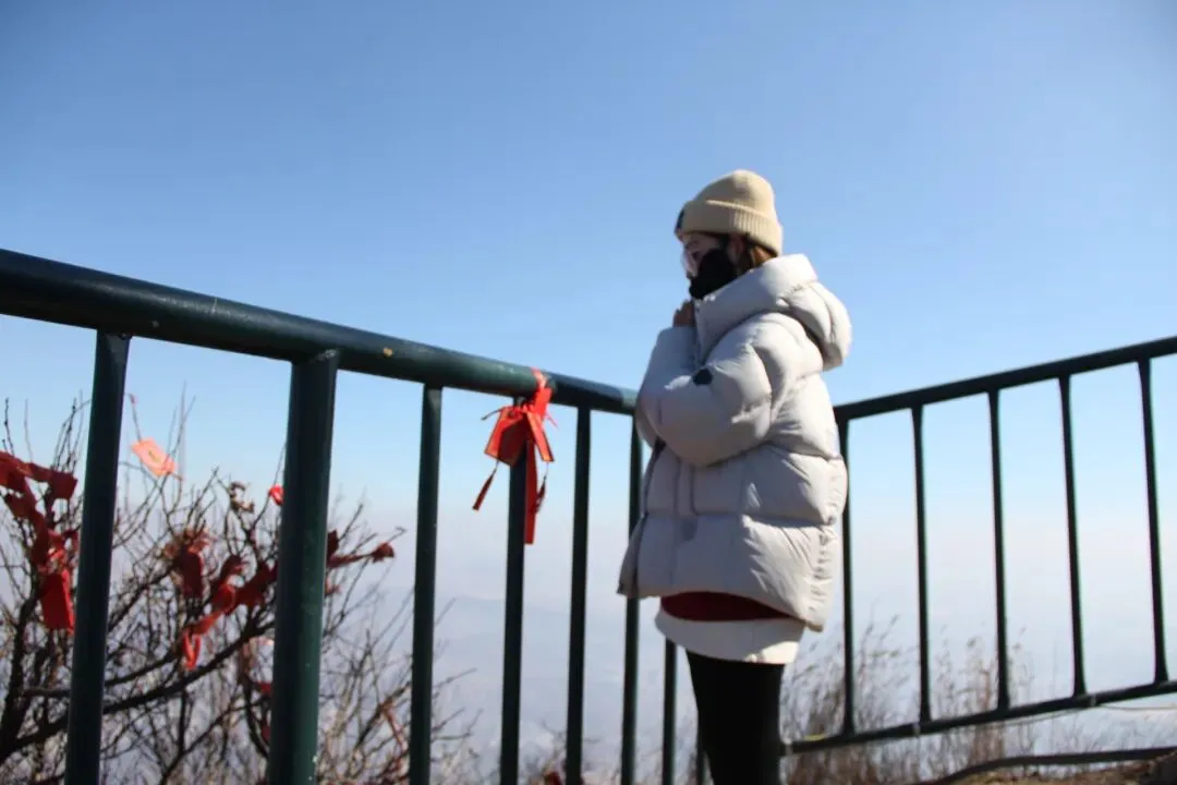 大年初一,登顶大黑山:愿女儿中考“步步登高” 第12张