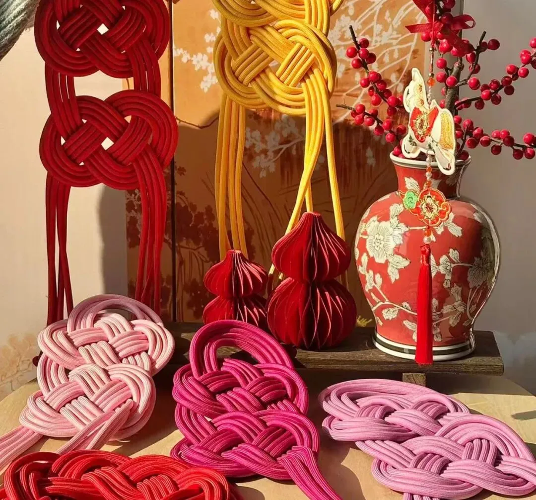 【中考阅读指导】手炉•中国结(非连续性文本)黑龙江绥化2025 第8张 【中考阅读指导】手炉•中国结(非连续性文本)黑龙江绥化2025 第8张