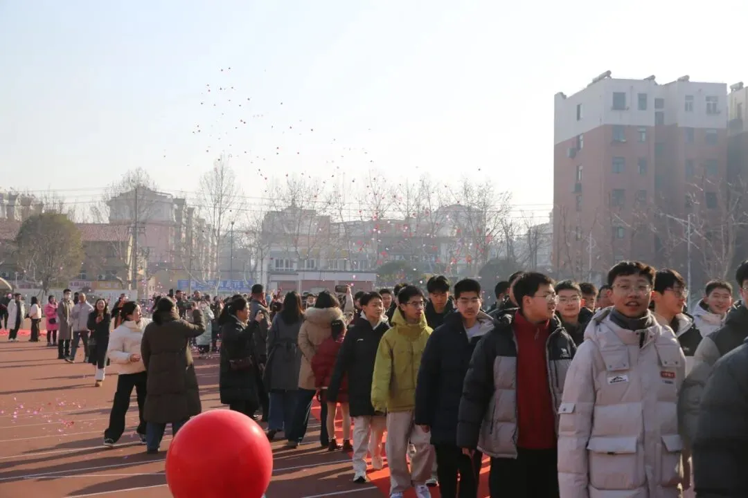 新海动态 | 马跃新程 逐梦中考——新海实验中学新春励志祈福活动圆满举行 第16张