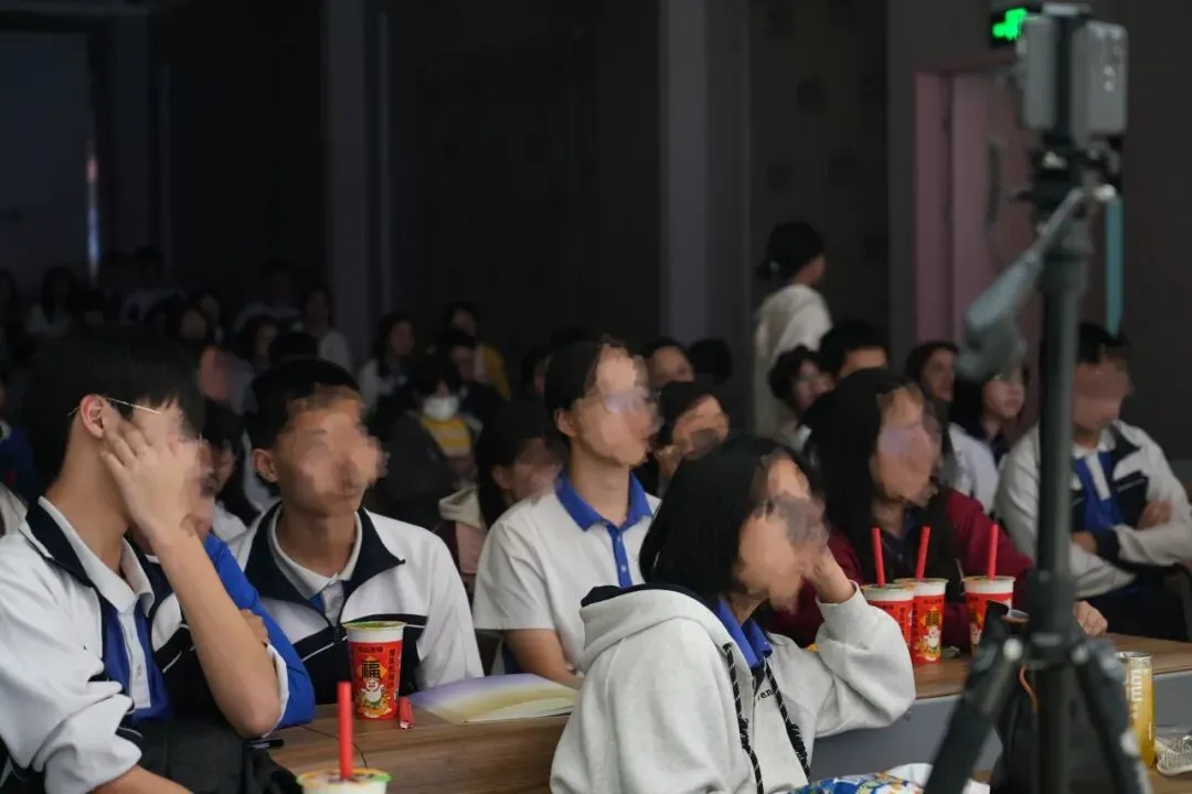 大朋友中考学校 | 大年初六,六六大顺,前程似锦! 第43张