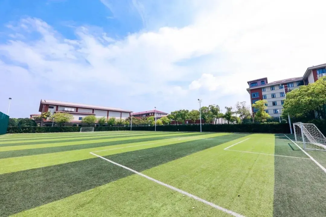 中考倒计时百天,成绩还在普高线徘徊?除了“挤”中本贯通,上海家长还有这个新选择! 第26张