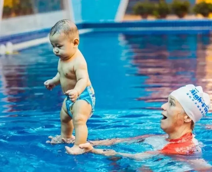 这才是该给孩子报的游泳班!防溺水+中考加分+AI教练,三大趋势必须掌握 第11张