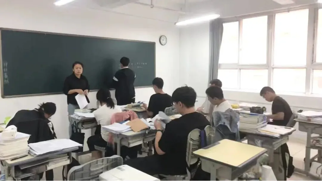 冲刺2026中考河南郑州初三全日制集训班 第57张