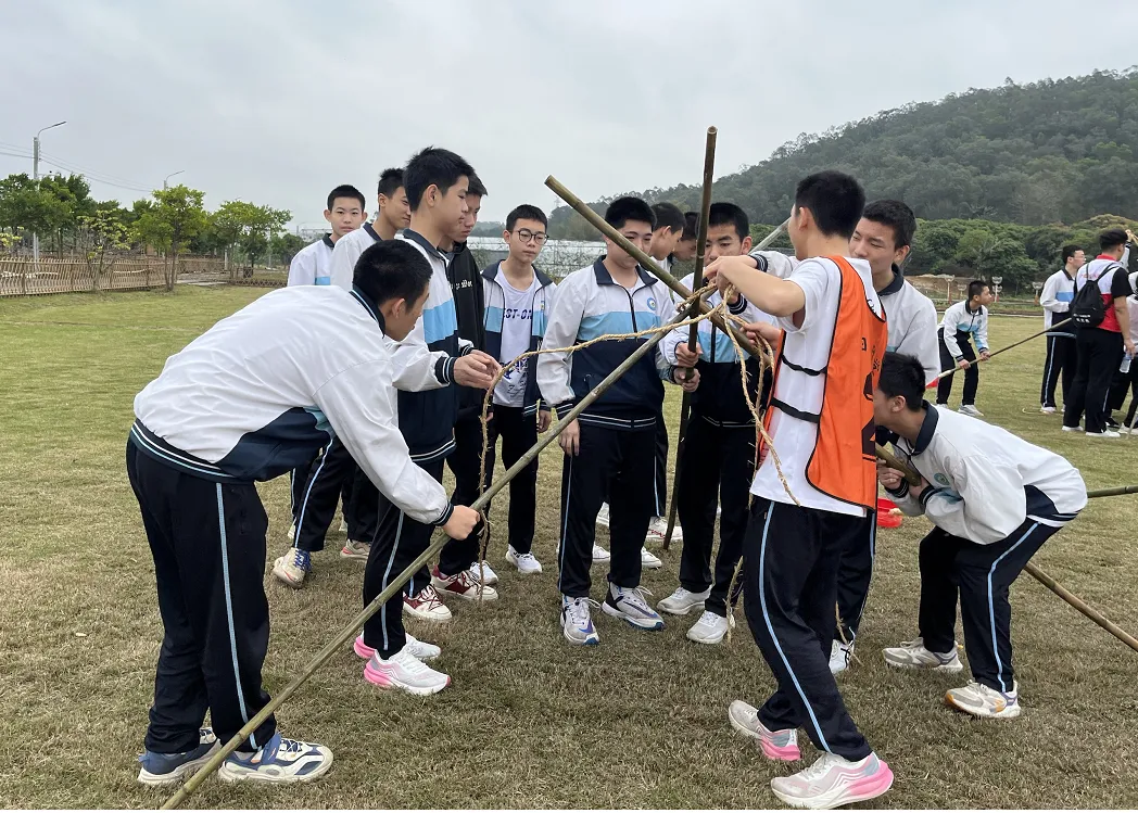 决战百日圆梦中考,龙行龘龘奔赴新征程——四基中学初三年级百日誓师大会 第5张