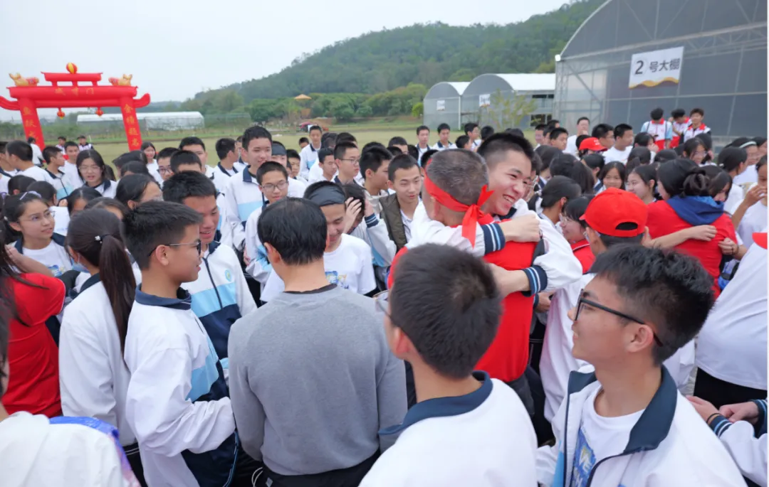 决战百日圆梦中考,龙行龘龘奔赴新征程——四基中学初三年级百日誓师大会 第13张