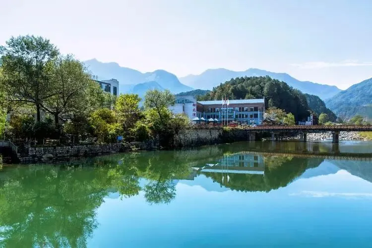 【中考阅读指导】河流是村庄的秘史(高卫国)四川成都2025 第6张 【中考阅读指导】河流是村庄的秘史(高卫国)四川成都2025 第6张