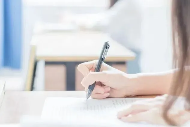 中考没上线,别急着花钱!孩子的出路比想象中宽,选对赛道,3年后照样本科起点 第3张 中考没上线,别急着花钱!孩子的出路比想象中宽,选对赛道,3年后照样本科起点 第3张