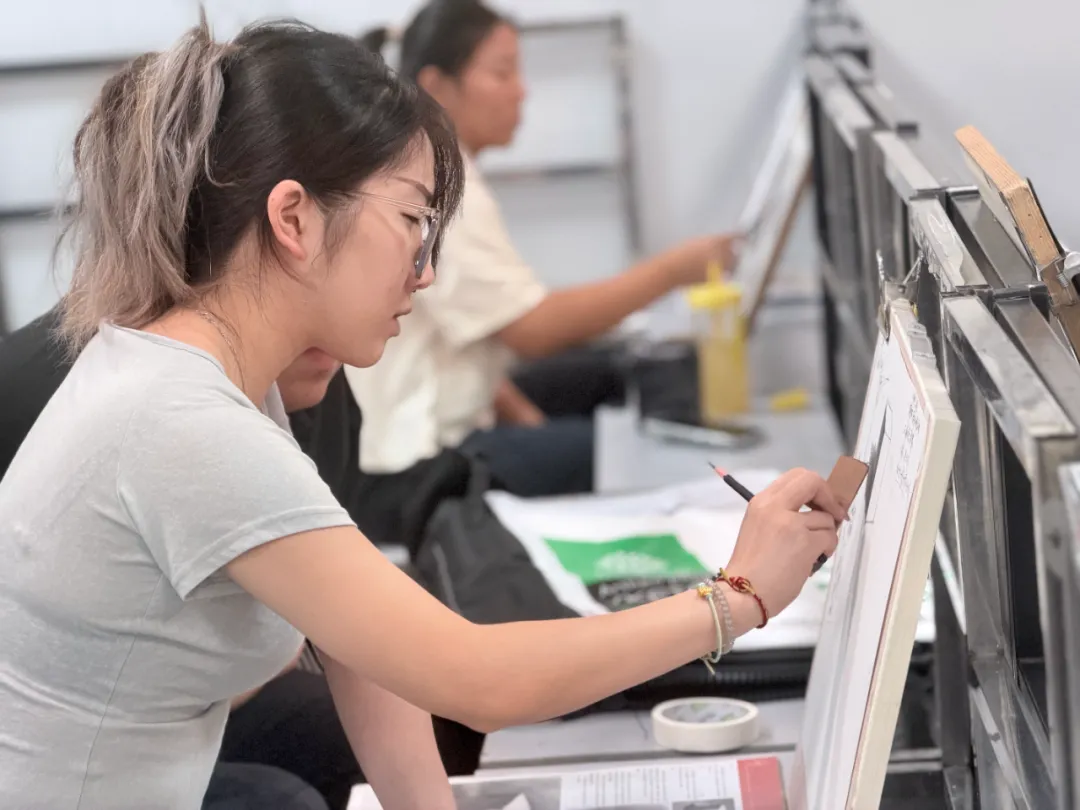 三人行美术教育|2026年中考美术特长生招生简章 第22张