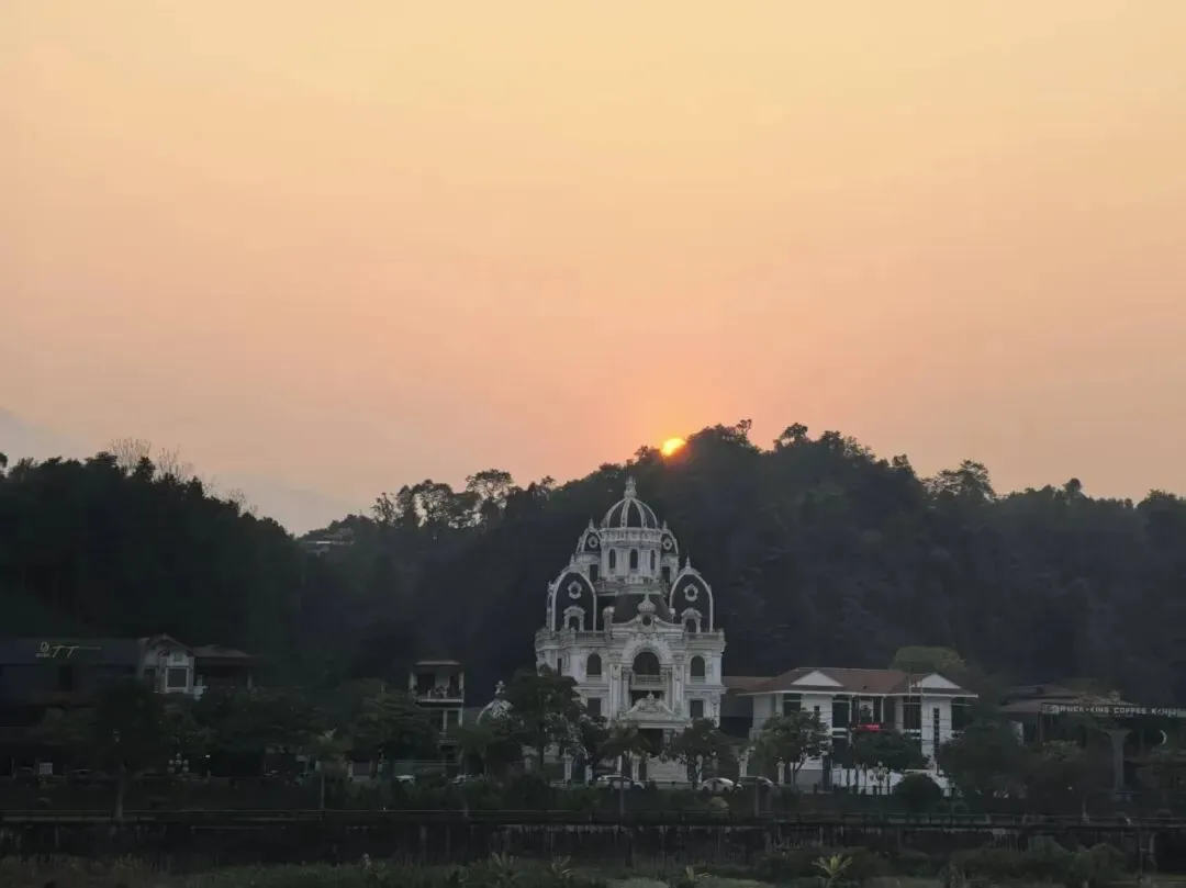 中考范文之一----写给十年后的自己 第4张