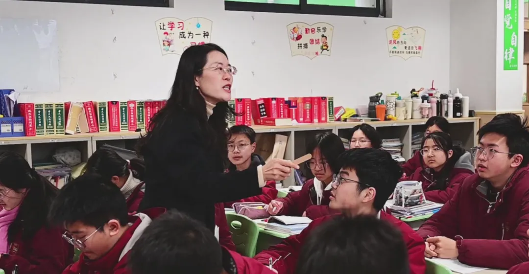 内强心智外铸学力 强国逐梦决胜中考|东辰聚星学校2026年初三动员大会 第5张 内强心智外铸学力 强国逐梦决胜中考|东辰聚星学校2026年初三动员大会 第5张