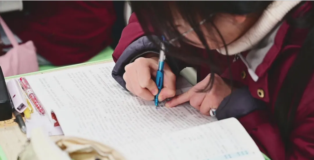 内强心智外铸学力 强国逐梦决胜中考|东辰聚星学校2026年初三动员大会 第7张 内强心智外铸学力 强国逐梦决胜中考|东辰聚星学校2026年初三动员大会 第7张