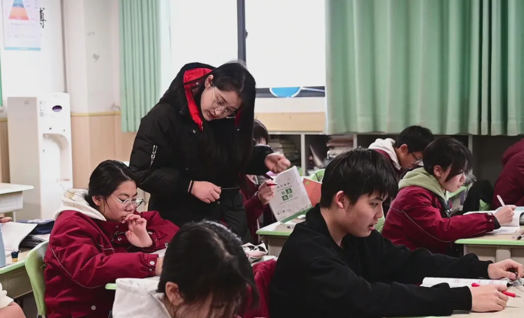 内强心智外铸学力 强国逐梦决胜中考|东辰聚星学校2026年初三动员大会 第10张 内强心智外铸学力 强国逐梦决胜中考|东辰聚星学校2026年初三动员大会 第10张