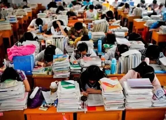 中考,才是普通家庭最残酷的一次筛选 第1张 中考,才是普通家庭最残酷的一次筛选 第1张