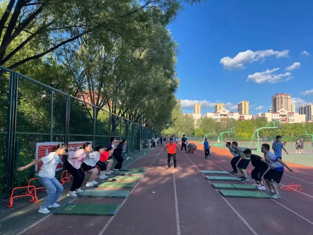 学育中考体育寒假课程安排,重磅来袭!年度钜惠同步开启!转发即送大礼! 第86张 学育中考体育寒假课程安排,重磅来袭!年度钜惠同步开启!转发即送大礼! 第86张