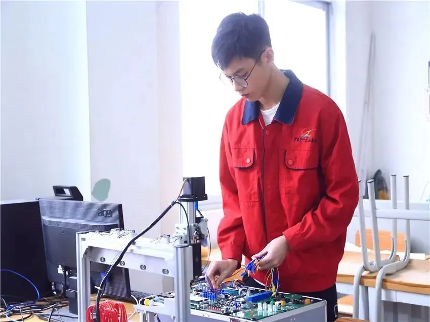 广西第一工业学校招生简章(预报名免中考成绩) 第34张