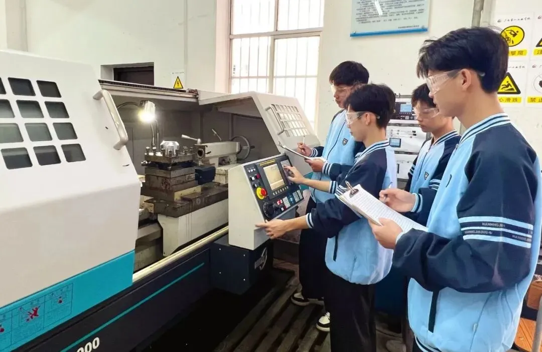 广西第一工业学校招生简章(预报名免中考成绩) 第41张