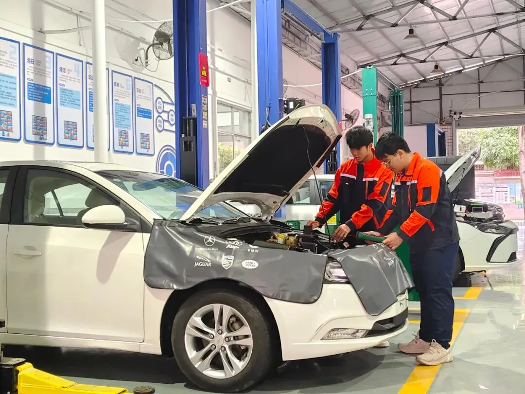 广西第一工业学校招生简章(预报名免中考成绩) 第51张