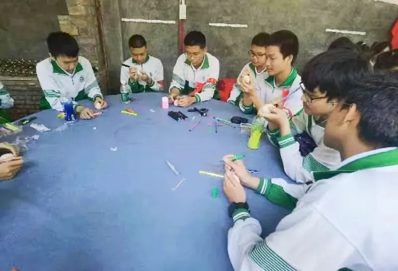 磨砺誓师扬斗志,励志扬帆冲中考—— 广州石化中学2024年初三百日誓师 第77张 磨砺誓师扬斗志,励志扬帆冲中考—— 广州石化中学2024年初三百日誓师 第77张