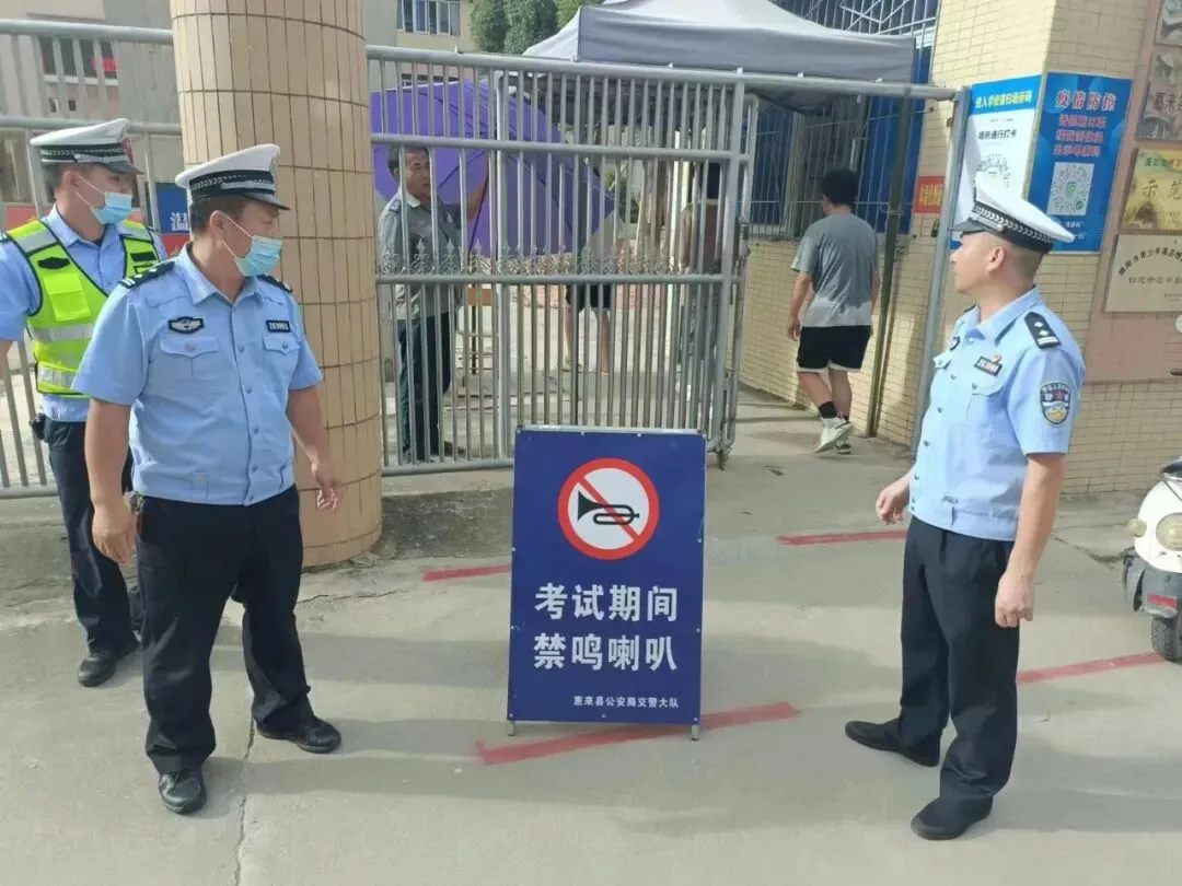 中考首日,惠来交警再度开启“护考”模式 第6张