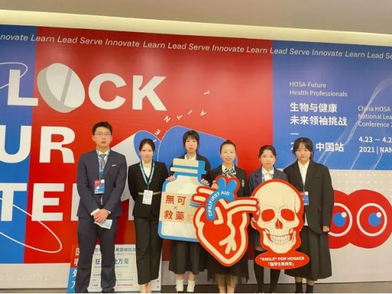 中考400多分的十堰女孩,如今被世界排名第8的学校录取!太牛了 第29张 中考400多分的十堰女孩,如今被世界排名第8的学校录取!太牛了 第29张