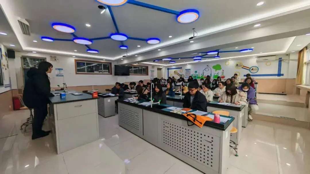 冲刺2026中考:初三全员擎旗攻坚,师生共赴星辰征途—— 初三年级2025-2026学年第二学期四会纪要 第7张 冲刺2026中考:初三全员擎旗攻坚,师生共赴星辰征途—— 初三年级2025-2026学年第二学期四会纪要 第7张