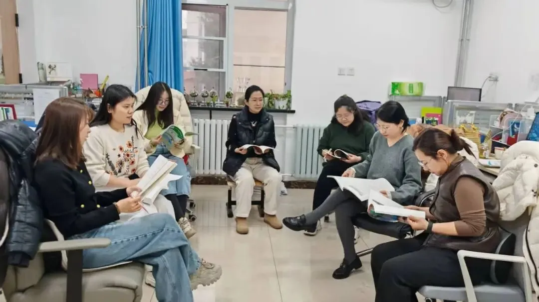 冲刺2026中考:初三全员擎旗攻坚,师生共赴星辰征途—— 初三年级2025-2026学年第二学期四会纪要 第9张 冲刺2026中考:初三全员擎旗攻坚,师生共赴星辰征途—— 初三年级2025-2026学年第二学期四会纪要 第9张