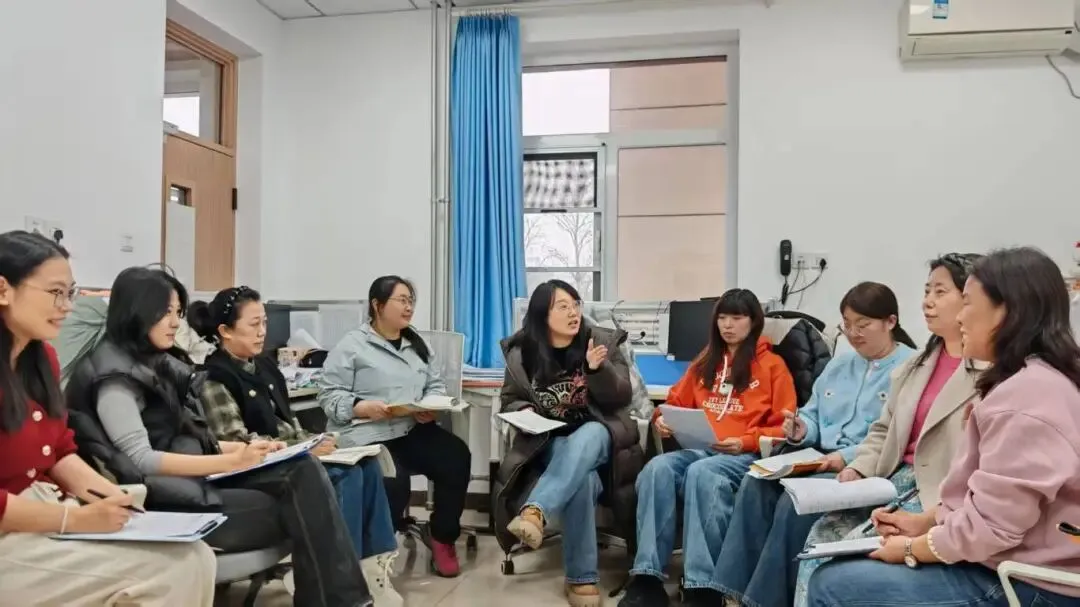 冲刺2026中考:初三全员擎旗攻坚,师生共赴星辰征途—— 初三年级2025-2026学年第二学期四会纪要 第10张 冲刺2026中考:初三全员擎旗攻坚,师生共赴星辰征途—— 初三年级2025-2026学年第二学期四会纪要 第10张