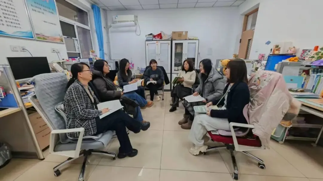 冲刺2026中考:初三全员擎旗攻坚,师生共赴星辰征途—— 初三年级2025-2026学年第二学期四会纪要 第11张 冲刺2026中考:初三全员擎旗攻坚,师生共赴星辰征途—— 初三年级2025-2026学年第二学期四会纪要 第11张