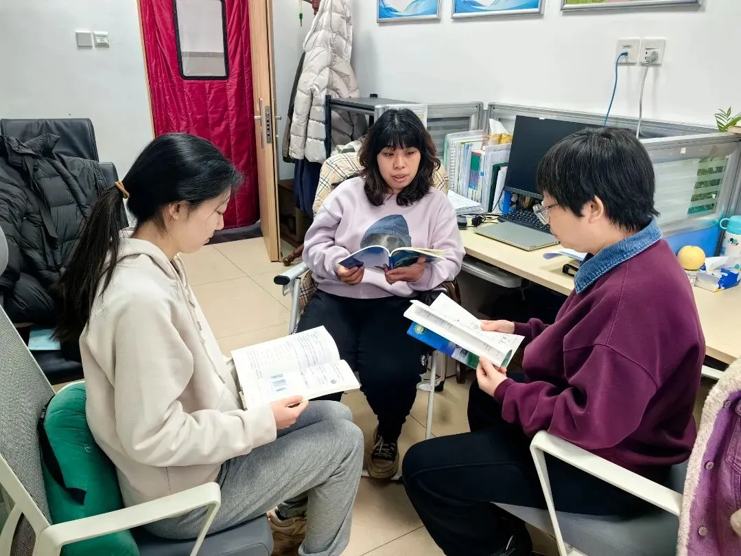 冲刺2026中考:初三全员擎旗攻坚,师生共赴星辰征途—— 初三年级2025-2026学年第二学期四会纪要 第15张 冲刺2026中考:初三全员擎旗攻坚,师生共赴星辰征途—— 初三年级2025-2026学年第二学期四会纪要 第15张