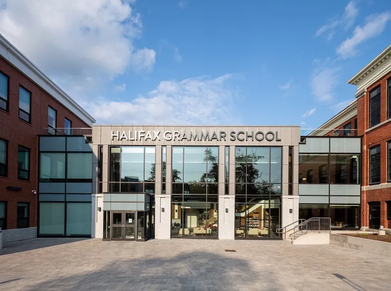 中考高淘汰率怎么破?去加拿大读高中,三年后进世界名牌大学 第8张 中考高淘汰率怎么破?去加拿大读高中,三年后进世界名牌大学 第8张