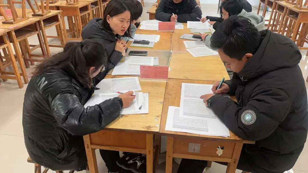 收心归位再出发,逐梦中考正当时——滨州行知中学初三年级开学动员大会侧记 第8张 收心归位再出发,逐梦中考正当时——滨州行知中学初三年级开学动员大会侧记 第8张