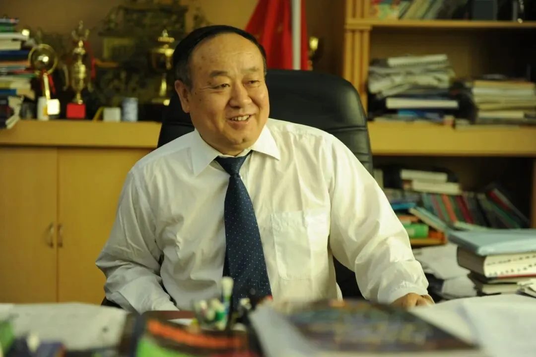 聚焦新中考,共研复习策略——2026年中考语文命题改革暨中考语文总复习教学培训会议即将召开 第14张