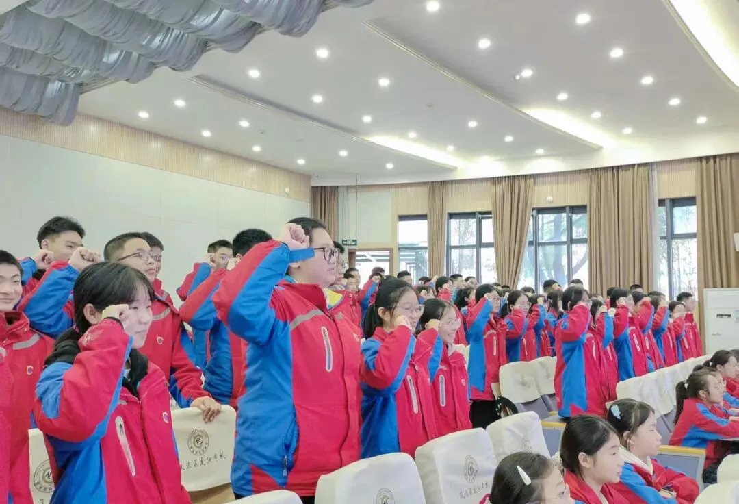 百日冲刺战中考,少年逐梦耀龙池 第70张