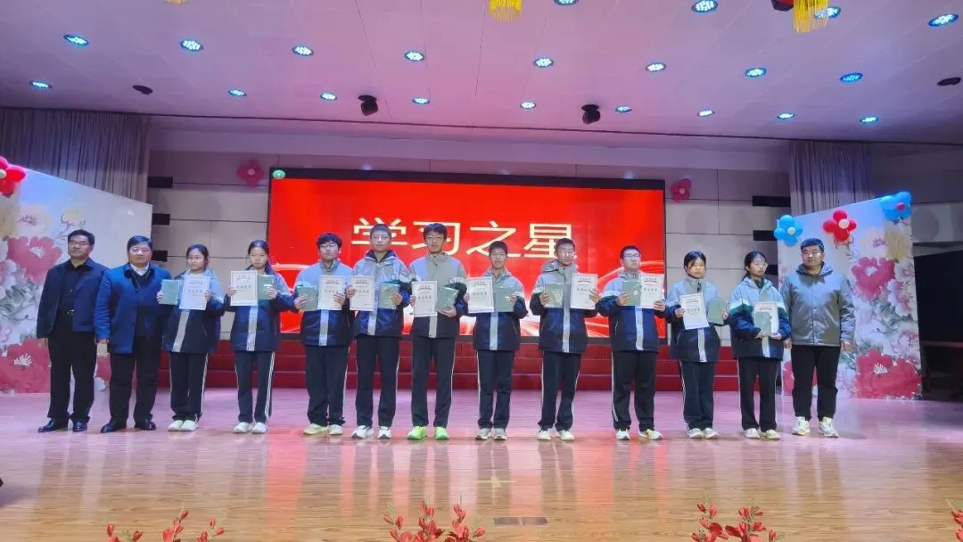 济南市莱芜实验中学51级初四学子举行中考百日誓师大会 第10张