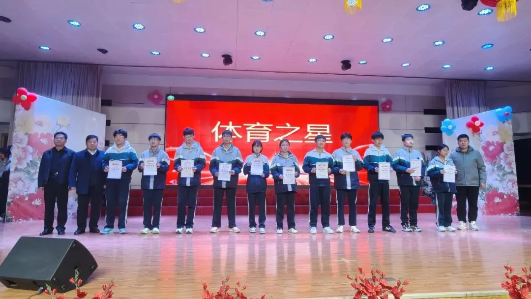 济南市莱芜实验中学51级初四学子举行中考百日誓师大会 第22张